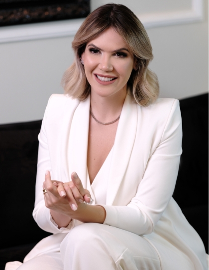 Dra. Mariana Rodrigues